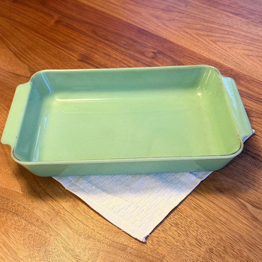Anchor Hocking Fire King 2000 Jadeite 9X13